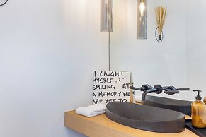 Casa Grada by Avantstay Loft-style Group Retreat