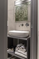 Three Rooms Toledo Luxury