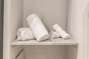 Three Rooms Toledo Luxury