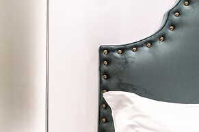 Three Rooms Toledo Luxury