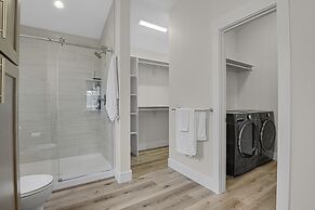 Modern Due Southwest