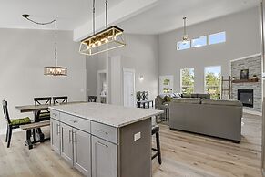 Modern Due Southwest