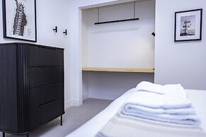 Tumbledown Condo By Revelstoke Vacations