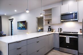 Tumbledown Condo By Revelstoke Vacations