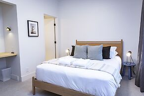 Tumbledown Condo By Revelstoke Vacations