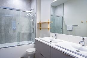 Tumbledown Condo By Revelstoke Vacations