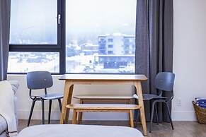 Tumbledown Condo By Revelstoke Vacations