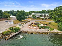 Kelleys Island Venture Resort