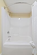 Kelleys Island Venture Resort