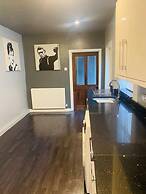 Beautiful 3-bed House in Preston