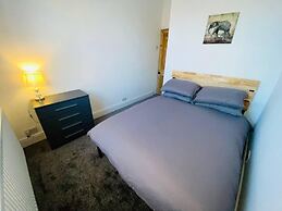 Beautiful 3-bed House in Preston