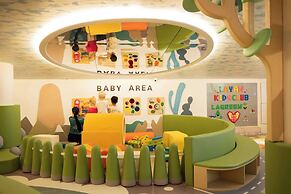 La Green Hotel & Residence