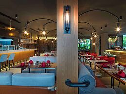 La Green Hotel & Residence