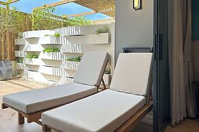 La Green Hotel & Residence