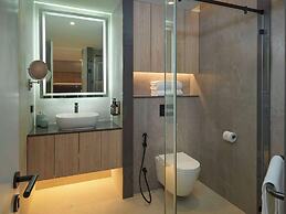 La Green Hotel & Residence