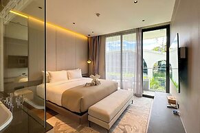 La Green Hotel & Residence