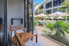 La Green Hotel & Residence