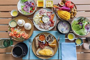 La Green Hotel & Residence