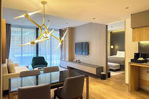 La Green Hotel & Residence