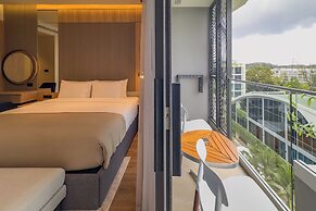 La Green Hotel & Residence