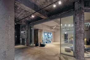 The Blue By Just Inn