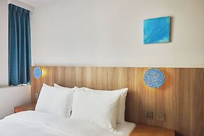 The Blue By Just Inn