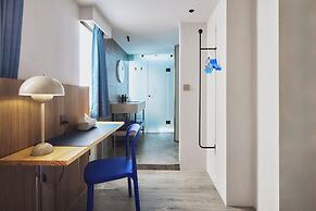 The Blue By Just Inn