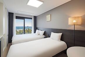 Urbanstay Sokcho Beach AB