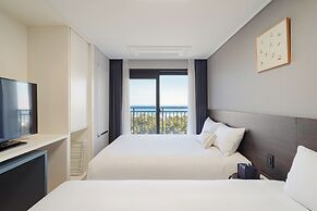 Urbanstay Sokcho Beach AB