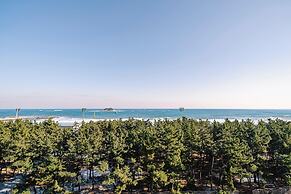 Urbanstay Sokcho Beach AB