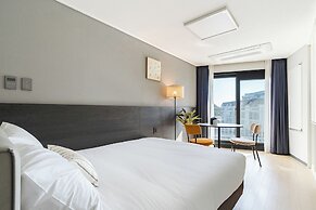 Urbanstay Sokcho Beach AB