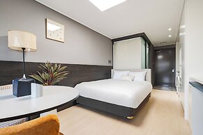 Urbanstay Sokcho Beach AB