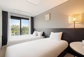 Urbanstay Sokcho Beach AB