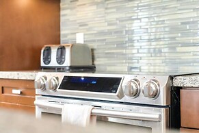 Scenic 3BR Penthouse Suite