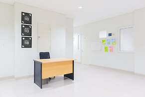 OYO Life 1830 Mandala Residence