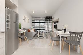 Lazurowa Warsaw & Parking by Renters