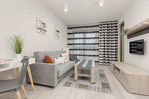 Lazurowa Warsaw & Parking by Renters