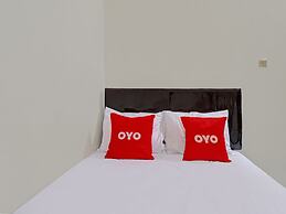 OYO Life 92685 Kost Arimbi