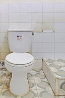 OYO Life 92685 Kost Arimbi