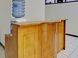 OYO Life 92685 Kost Arimbi