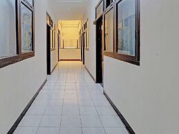 OYO Life 92685 Kost Arimbi