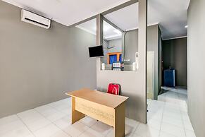 OYO Life 91239 Kost Rosandy House Yogyakarta