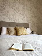 Anais Apartments by gaiarooms