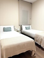 Anais Apartments by gaiarooms