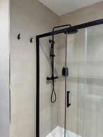 Anais Apartments by gaiarooms