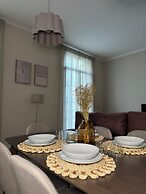 Anais Apartments by gaiarooms