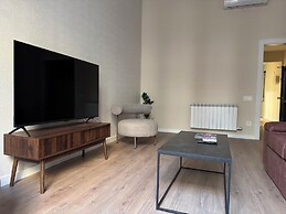 Anais Apartments by gaiarooms