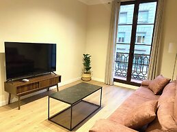 Anais Apartments by gaiarooms