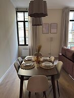 Anais Apartments by gaiarooms