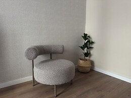 Anais Apartments by gaiarooms